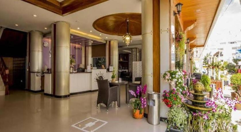 Hotel Azure Phuket