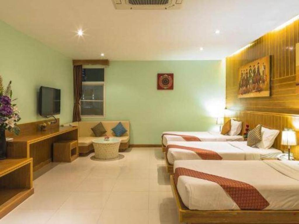 Hotel Azure 3*